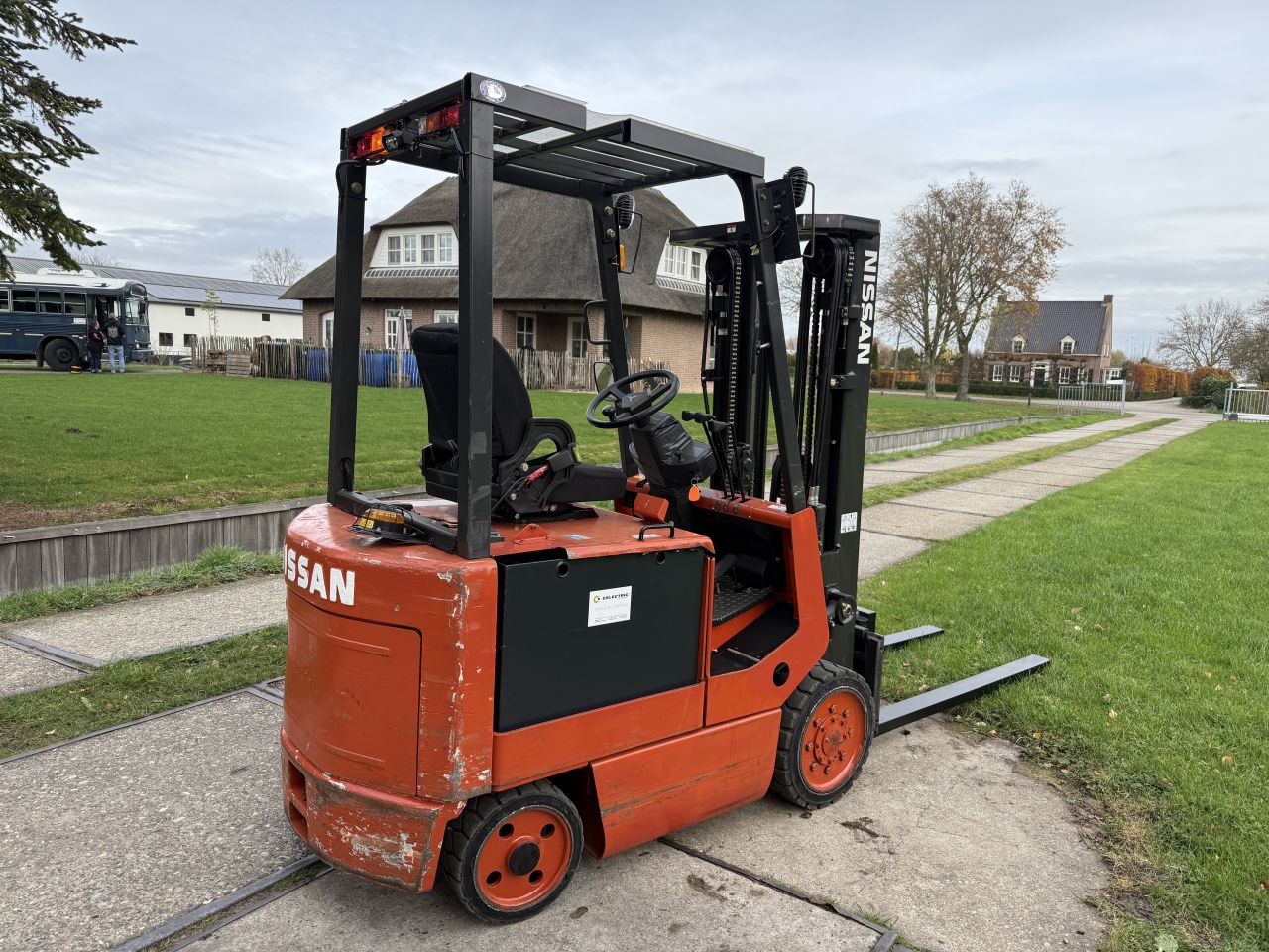 Nissan 2500KG elektrisch triplex 4.3M Sideshift 2019 accu