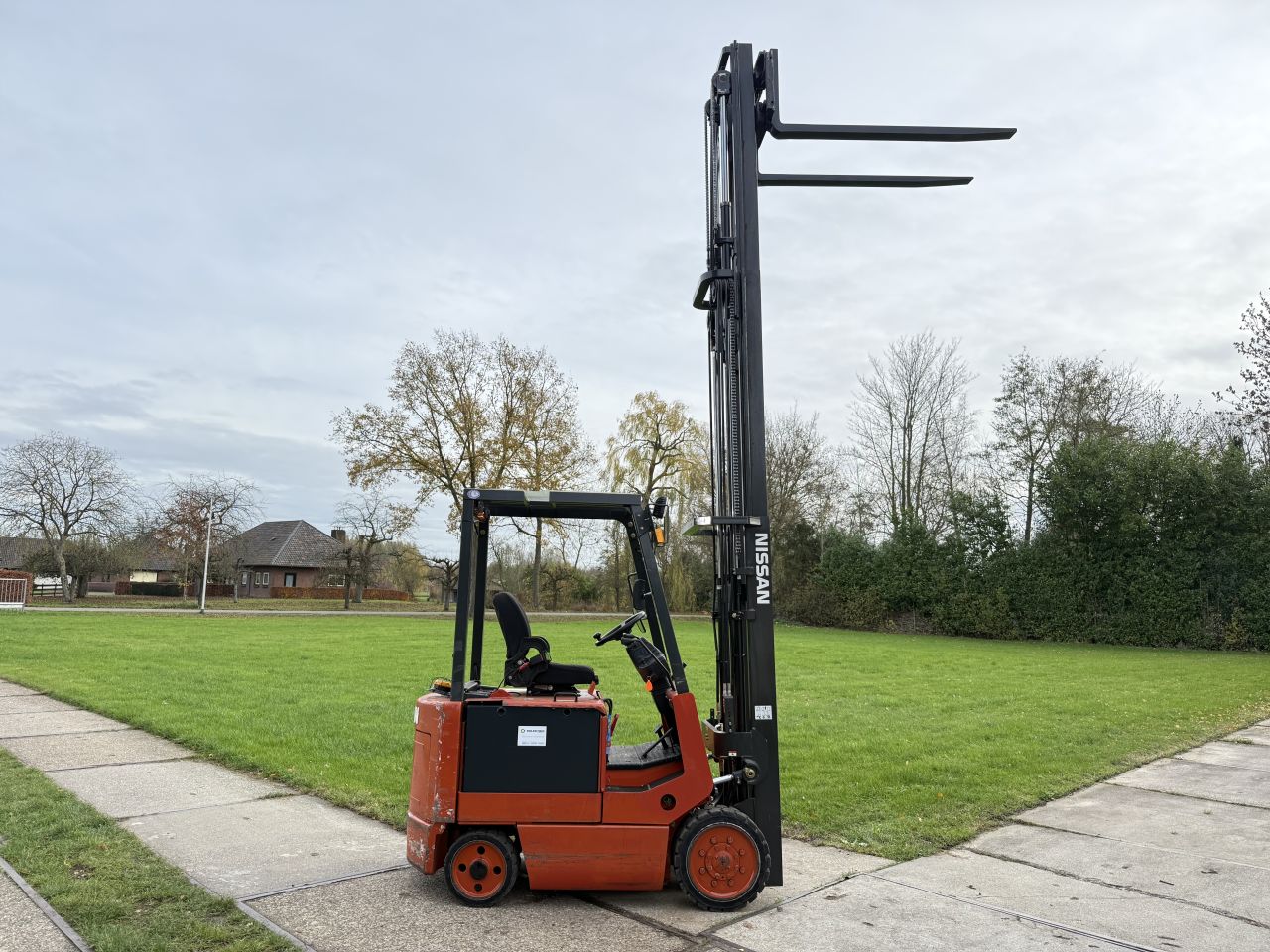 Nissan 2500KG elektrisch triplex 4.3M Sideshift 2019 accu