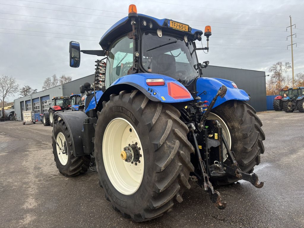 NEW HOLLAND T7.230 AC