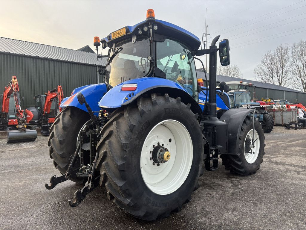 NEW HOLLAND T7.230 AC