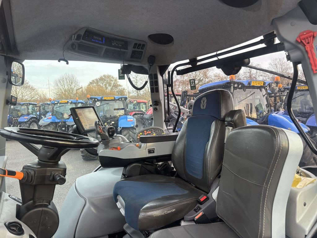 NEW HOLLAND T7.230 AC