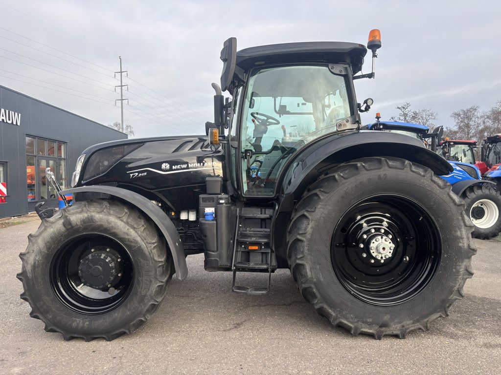 NEW HOLLAND T7.245 PC STAGE V