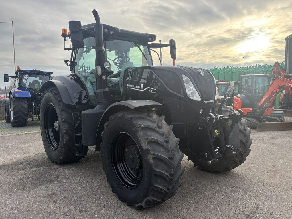 NEW HOLLAND T7.245 PC STAGE V