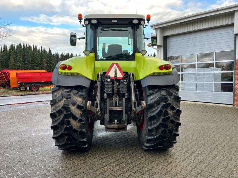 Claas AXION 850