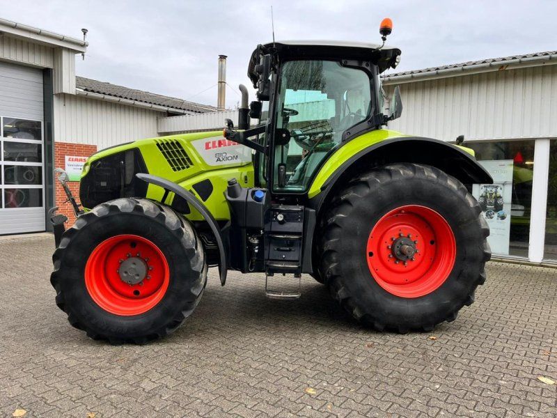 Claas AXION 810 CMATIC