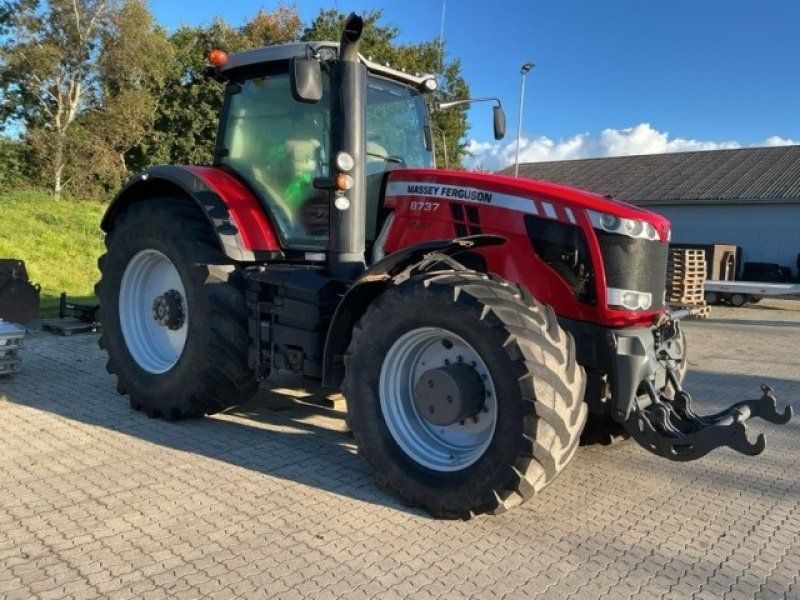 Massey Ferguson 8737 Dyna VT