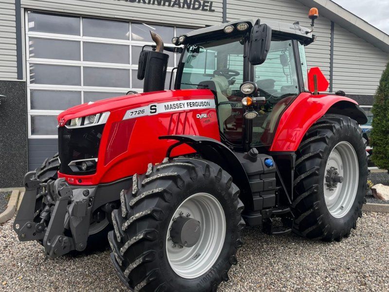 Massey Ferguson 7726 S DynaVT Med frontlift