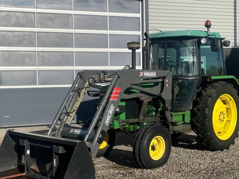 John Deere 2850 Med frontlæsser