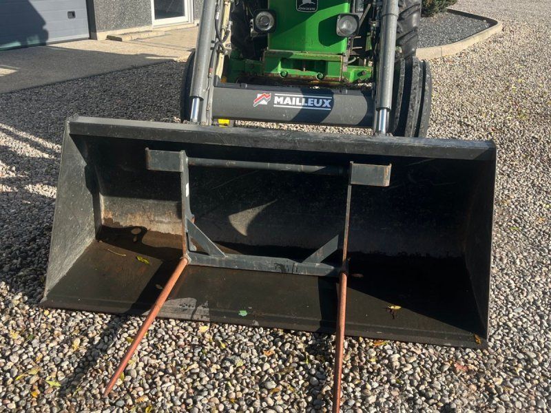 John Deere 2850 Med frontlæsser