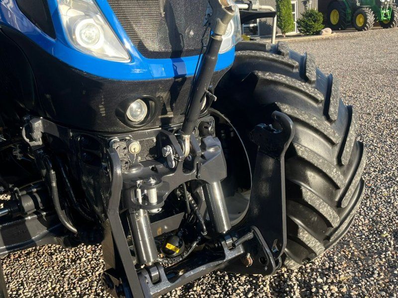 New Holland T7.315 Automatisk dæktrykreguleringssystem, frontlift & GPS klar