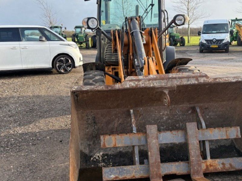 Case IH 21F MINIGED MED HYDRAULISK SKIFT, SKOVL OG GAFLER