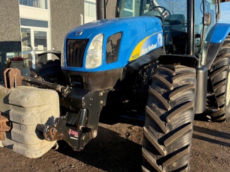 New Holland T6050