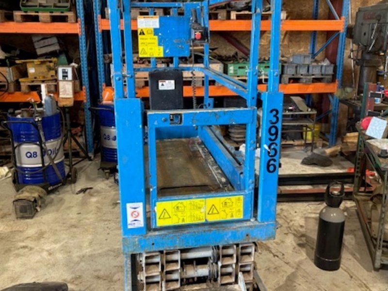 Genie GS-1930 7.8 M LIFT