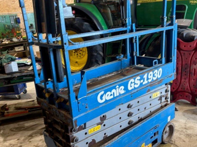 Genie GS-1930 7.8 M LIFT