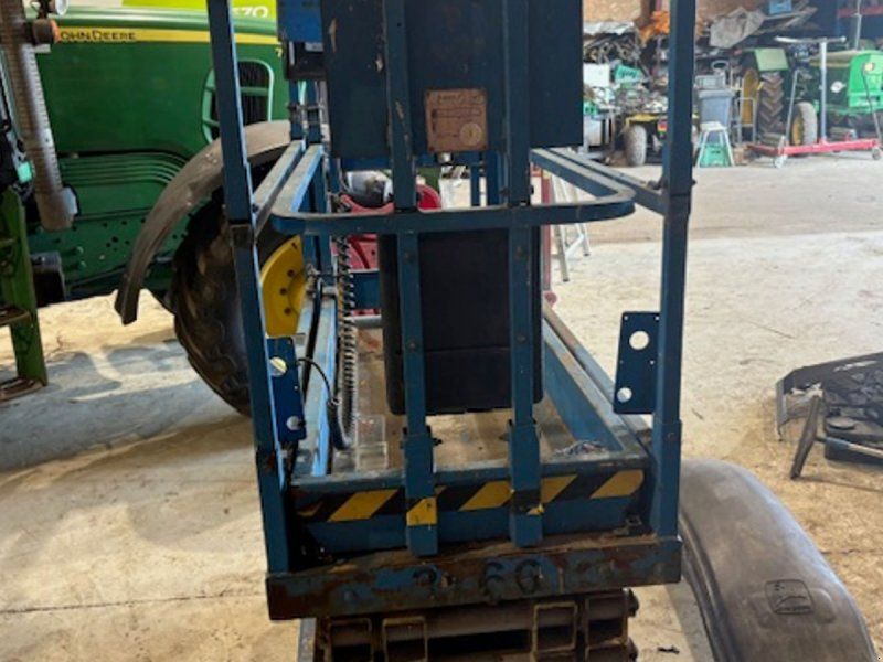 Genie GS-1930 7.8 M LIFT