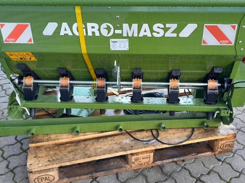 Agro-Masz Dzik Dzik