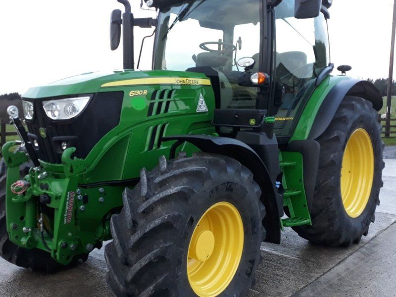John Deere 6130R m/frontlift Autotrack aktiveret