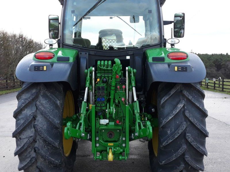 John Deere 6130R m/frontlift Autotrack aktiveret