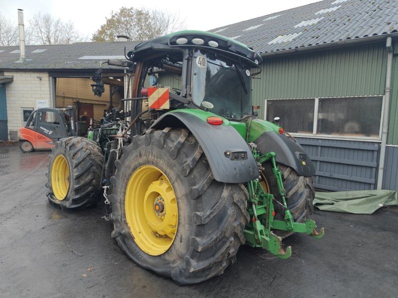John Deere 8400R