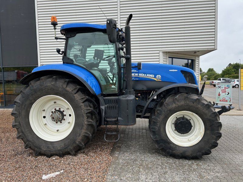 New Holland T7.270AC KEY