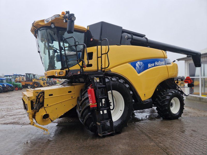 New Holland CR9090 SLH