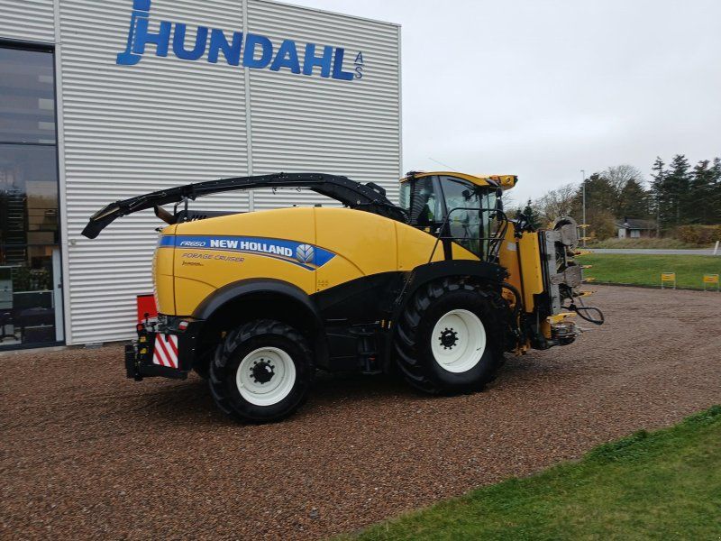 New Holland FR650 ST5