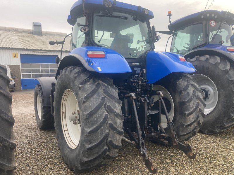 New Holland T7.220 CLASSIC