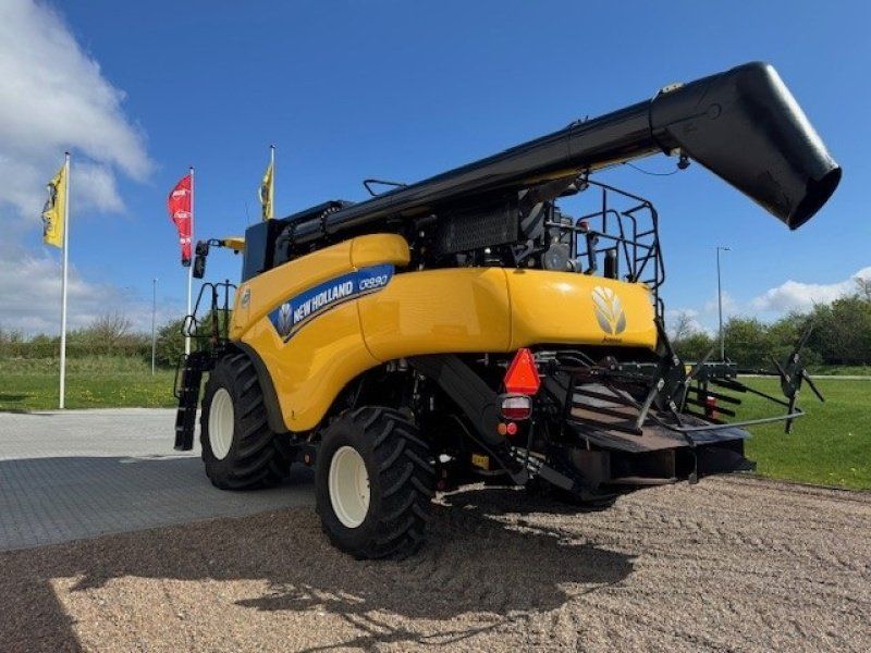 New Holland CR9.90 TIER4