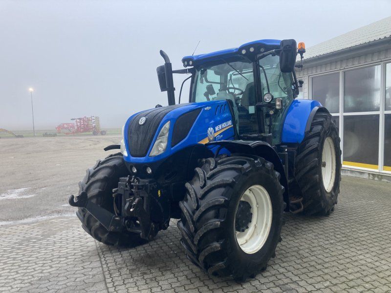 New Holland T7.270AC MY 15