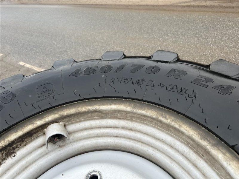 Trelleborg 4 x 460/65r24