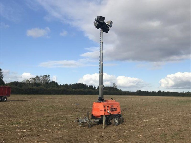 Mobil lysmast / lighttower udlejes