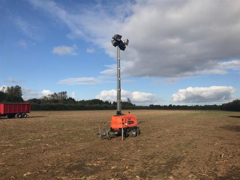 Mobil lysmast / lighttower udlejes