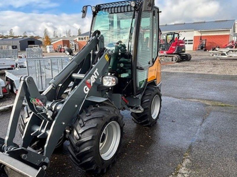 Giant v452HD står som ny kun 250 timer