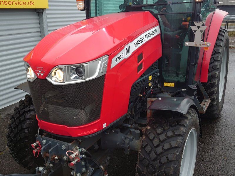 Massey Ferguson 1765 M HC