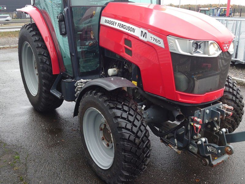 Massey Ferguson 1765 M HC