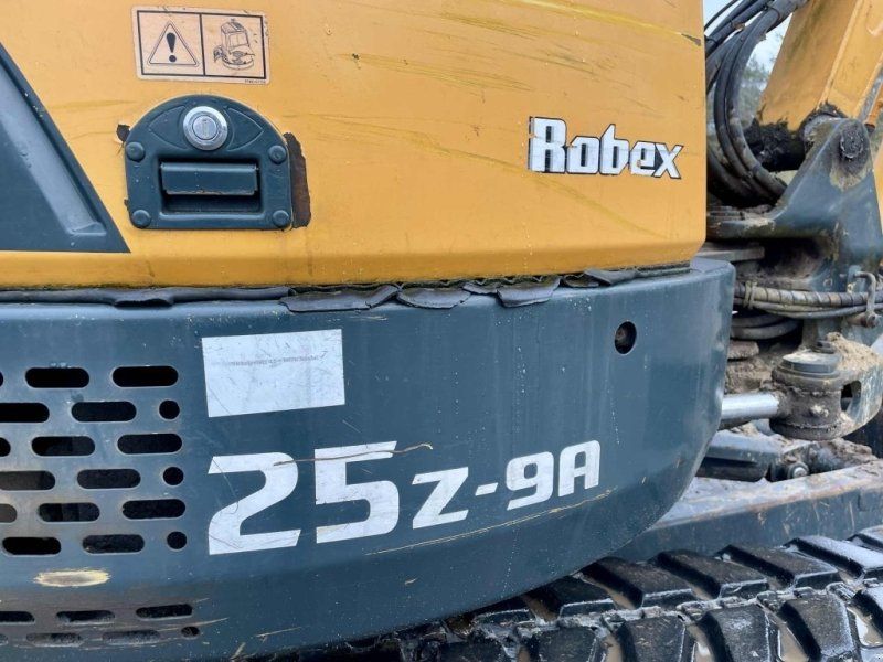 Hyundai Rob 25 Z-9 A