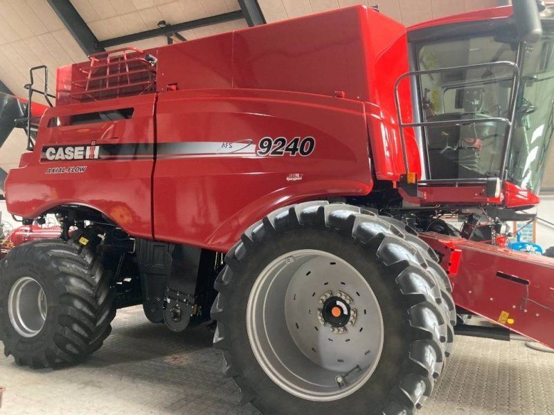Case IH Axial Flow 9240