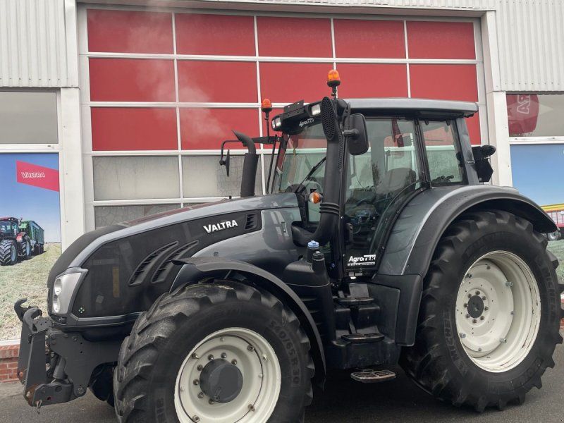 Valtra T213 Versu Versu