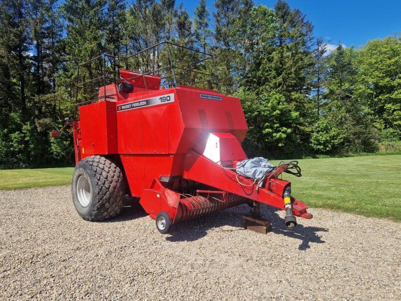 Massey Ferguson LB190