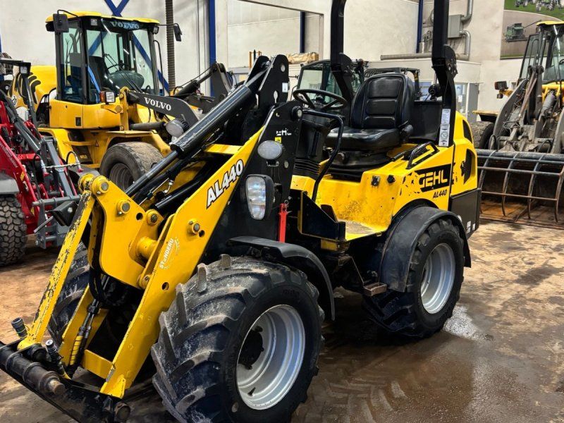 Gehl AL440 På vej ind