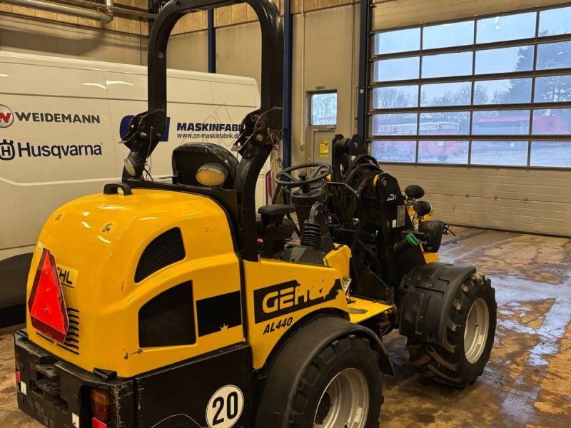 Gehl AL440 På vej ind