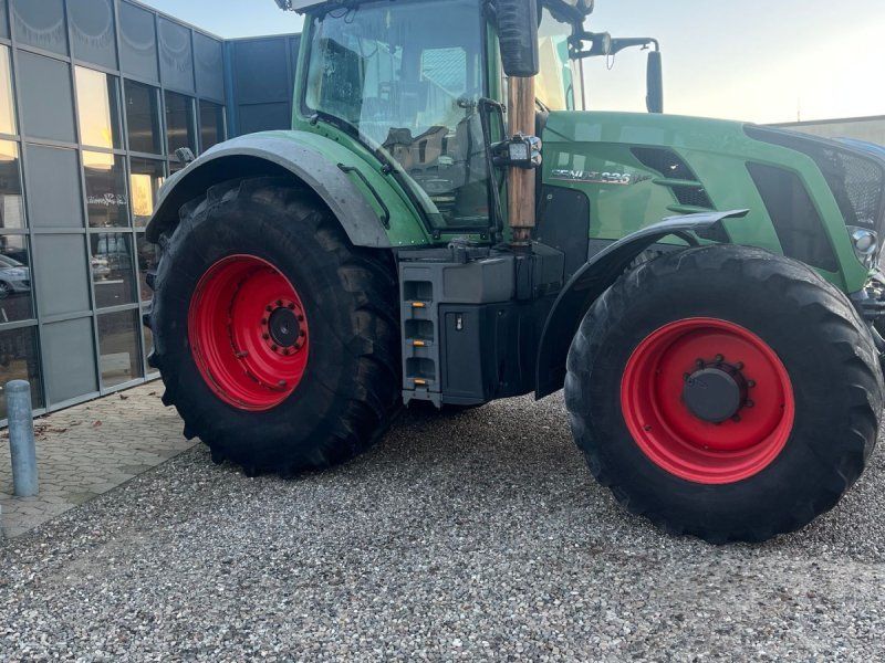 Fendt 826 vario profi plus Profi +