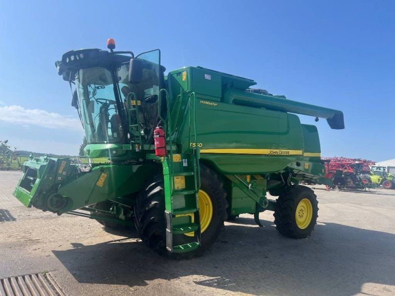 John Deere T 550