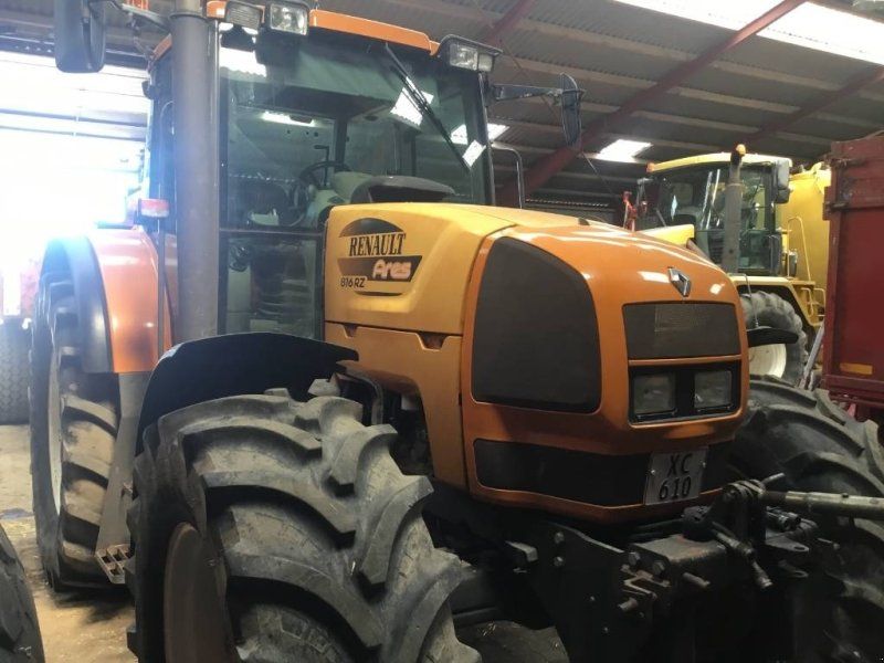 Renault Ares 816 RZ