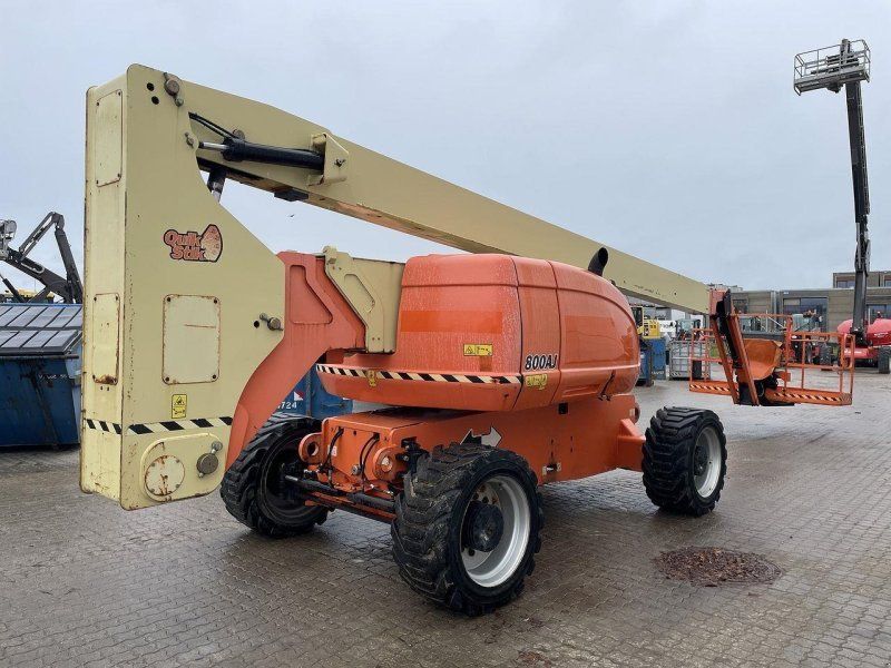 JLG 800AJ