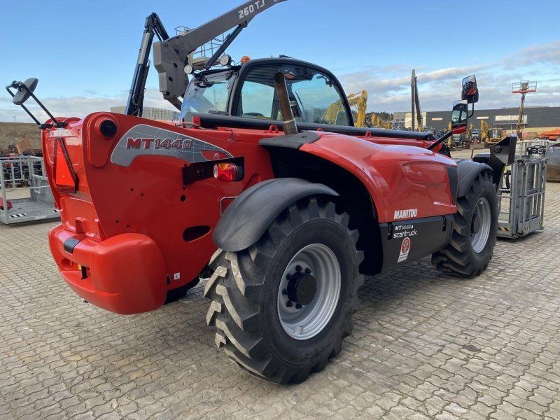 Manitou MT1440A ST3B