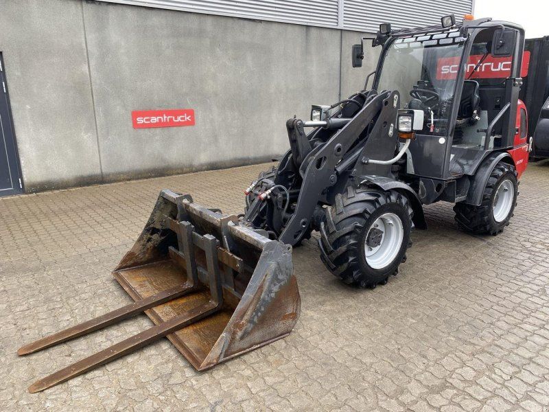 Weidemann 2070