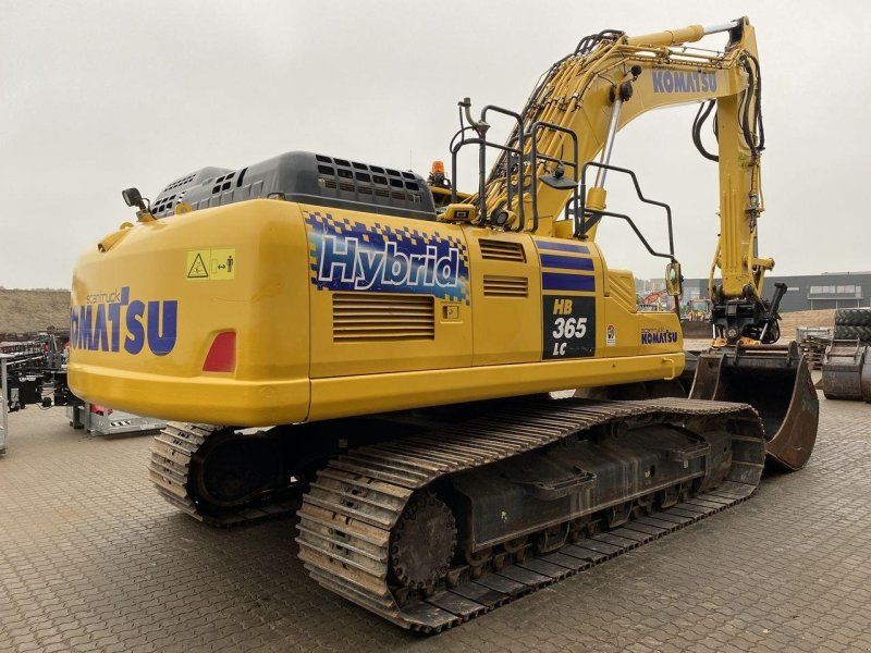 Komatsu HB365LC-3EO