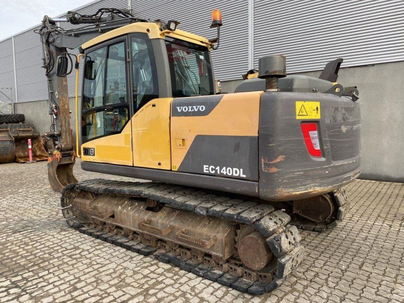 Volvo EC140