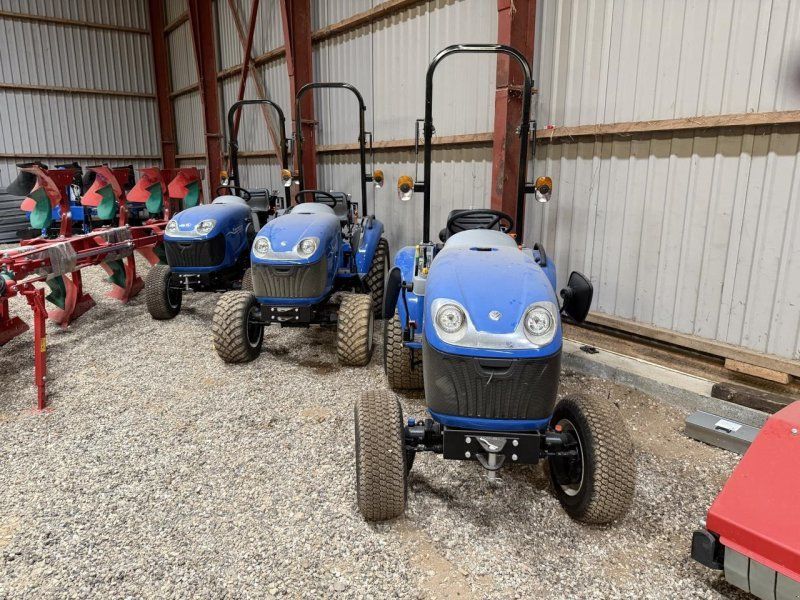 New Holland BOOMER 25
